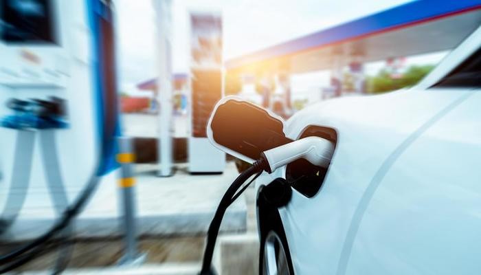 電動(dòng)汽車充電樁的安全性評(píng)估與用戶指南