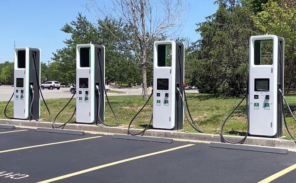 電動汽車充電樁的維護(hù)與升級指南